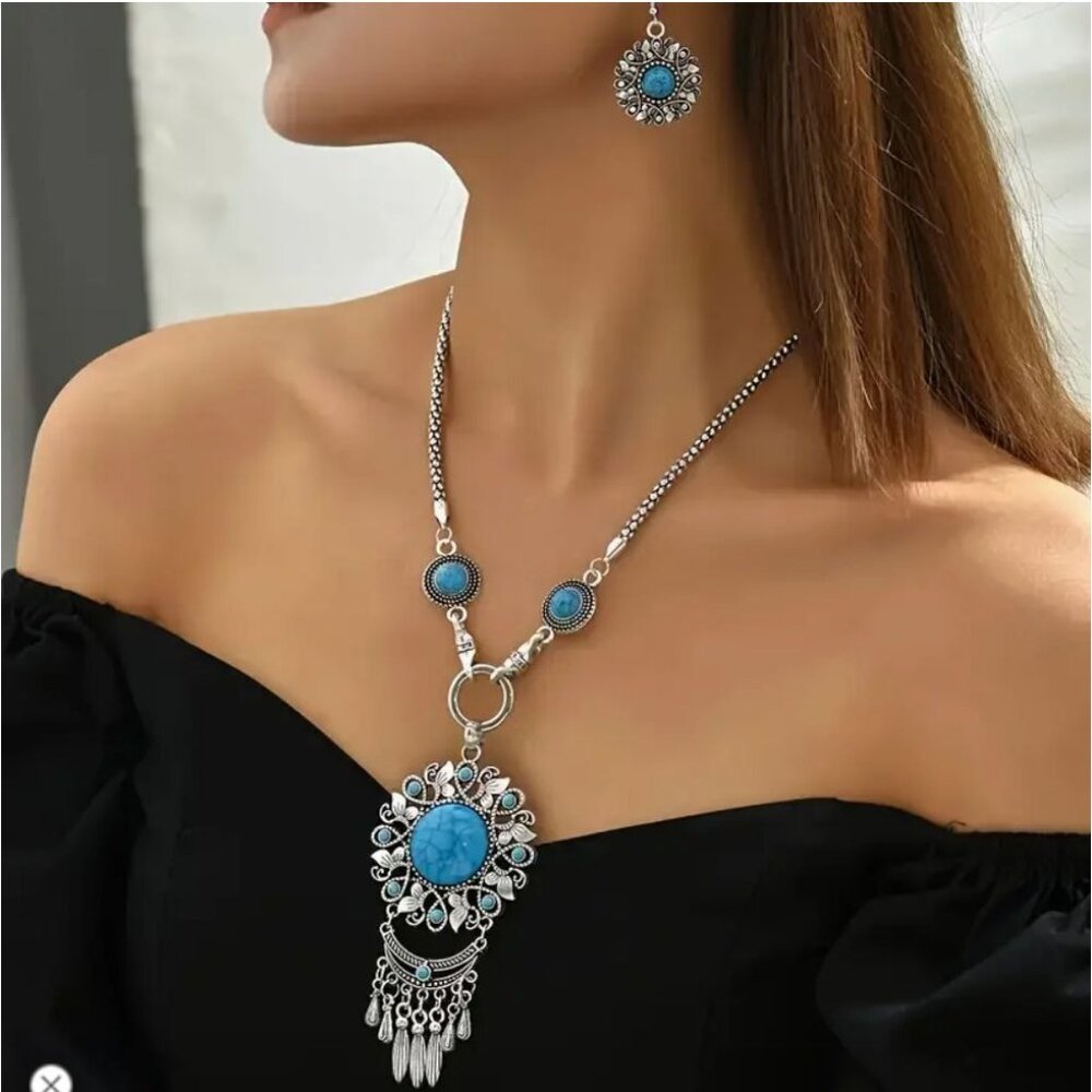 Bohemian Style Imitation Turquoise Pendant Necklace & Earrings Set